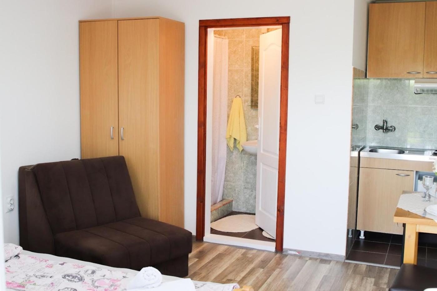 Charming Studio Masa Palic Exterior photo